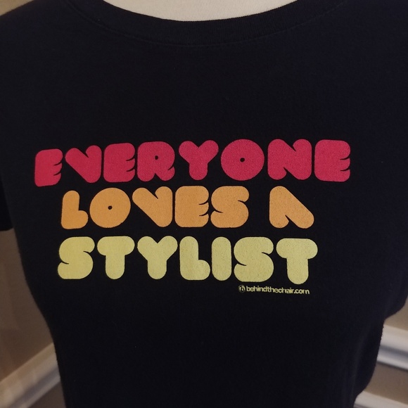 Hairstylist shirt- BTC - Picture 3 of 5